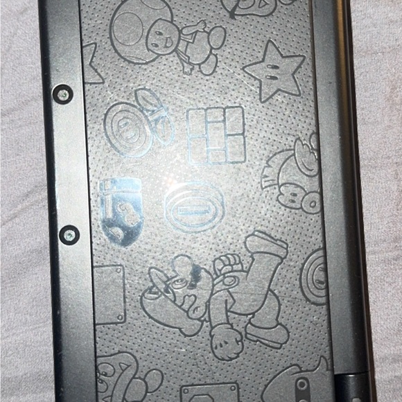 *RARE* Nintendo 3DS with Mario Design